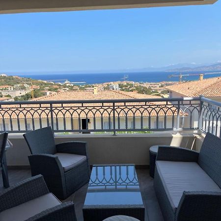 Appart Avec Terrasse Vue Sur Mer Exceptionnelle L'Ile-Rousse  Bagian luar foto